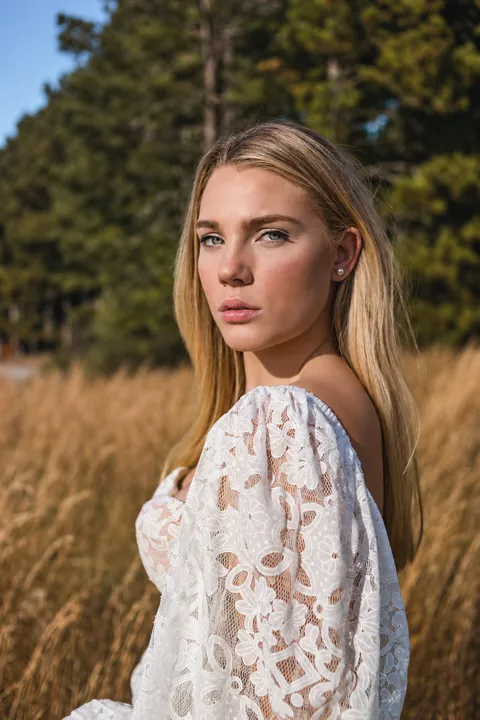 The same portrait, Portrait Light